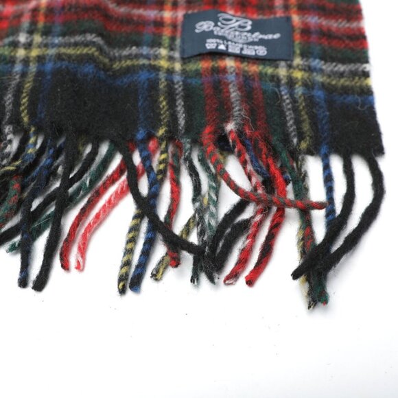 Ballantrae Lambswool Plaid Scarf Scotland Black Red Tartan Plaid Edinburgh Wool - Picture 5 of 5